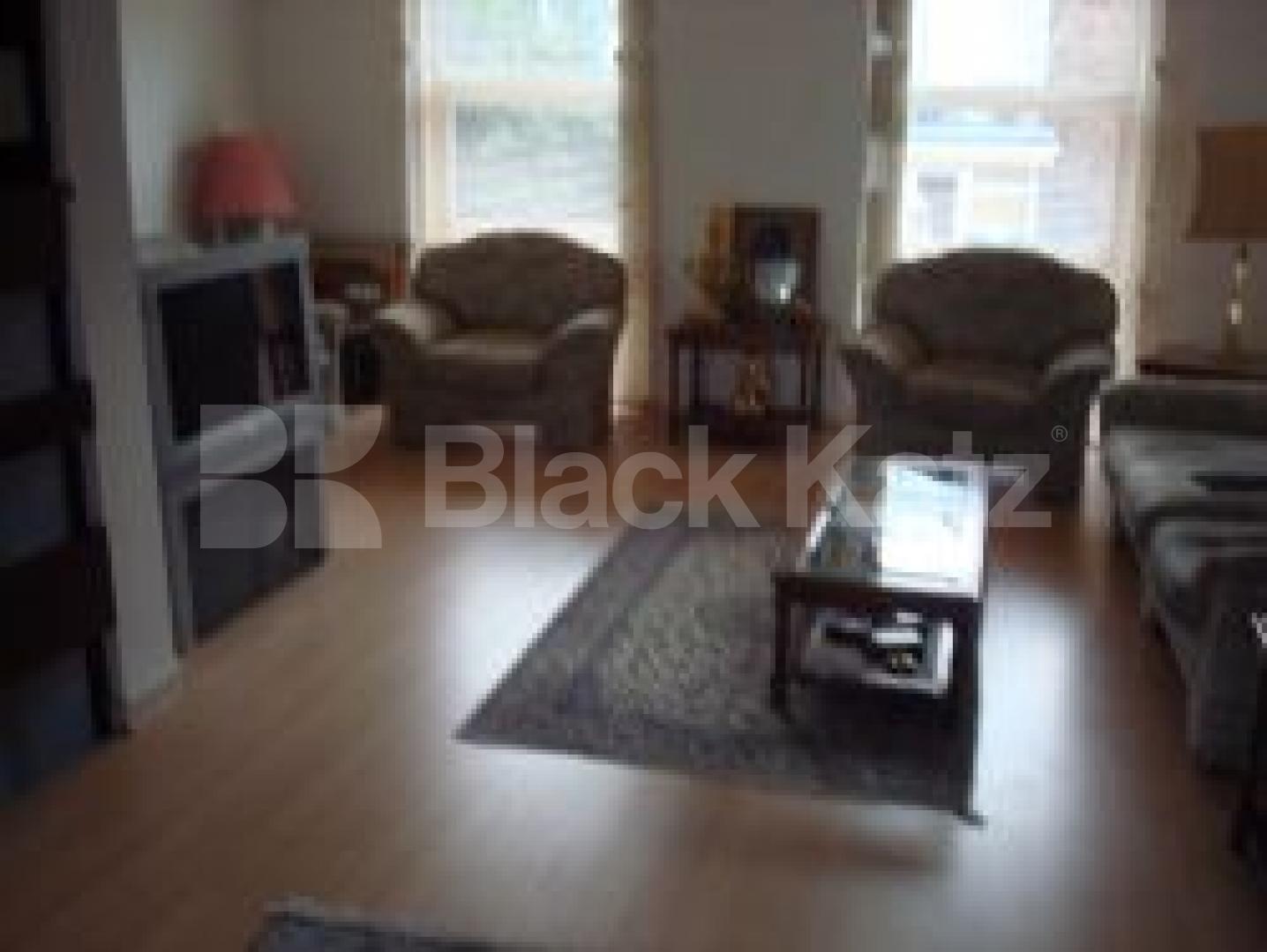 			New Instrction, 4 Bedroom, 1 bath, 1 reception Flat			 Primerose Hill, PRIMEROSE HILL